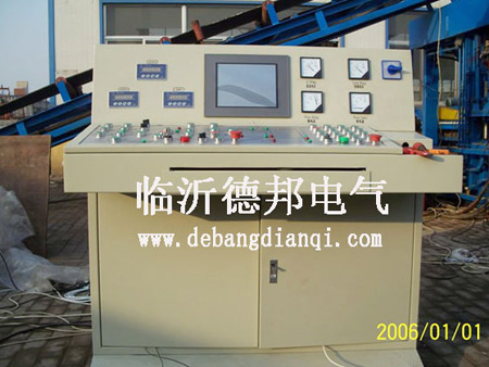 PLC、觸摸屏控制系統(tǒng)214